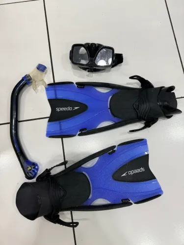 Vende-se kit de mergulho