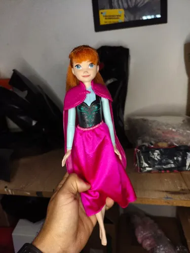 Boneca da Frozen 30cm