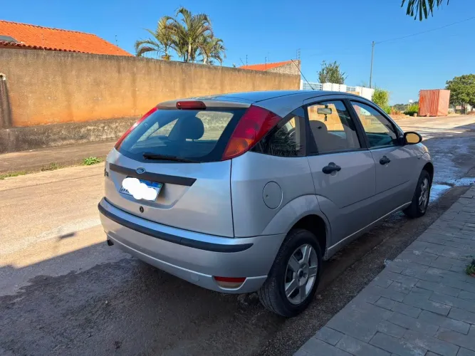 Ford Focus 1.6 S/se/se Plus Flex 8v/16v 5P 2007