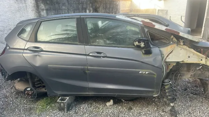 Porta Honda Fit 2015 a 2020 (unidade)
