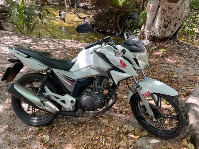 TITAN 150 em dias