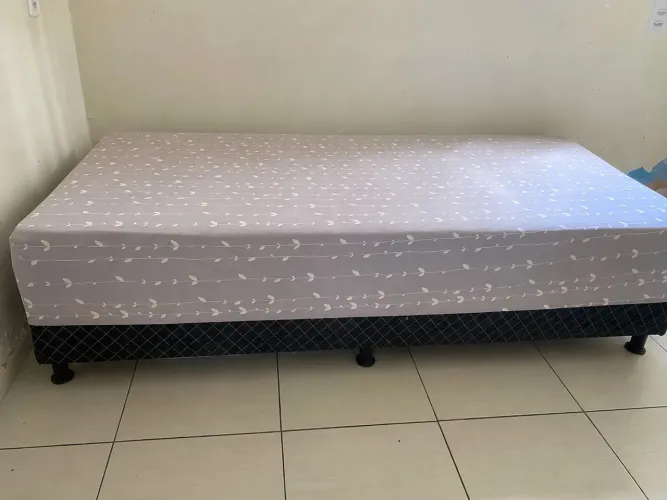 CAMA BOX SOLTERÃO DE MOLAS