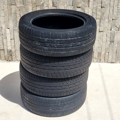 Pneus 225/55 aro 18