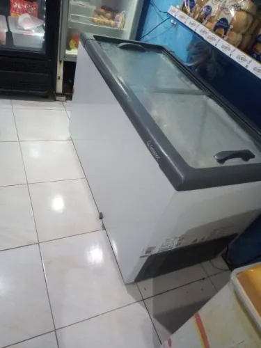 Freezer horizontal trampo de vidro - Gelopar