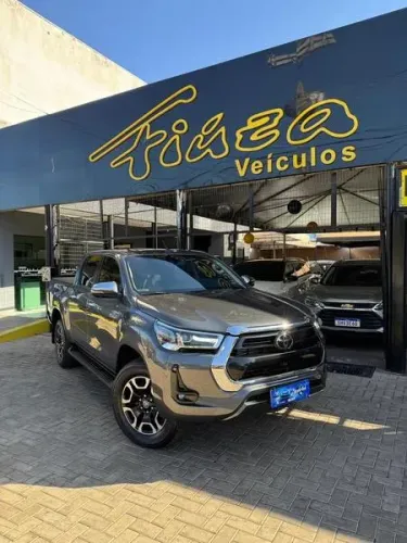 Toyota Hilux CD SRX Limited 4X4 2.8 TDI Die.aut 2023