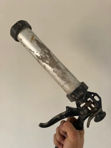 Pistola de silicone