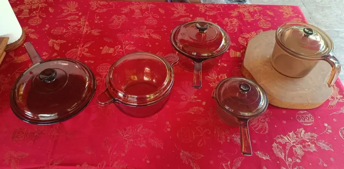 Conjunto de caçarolas com frigideira Âmbar Vision.