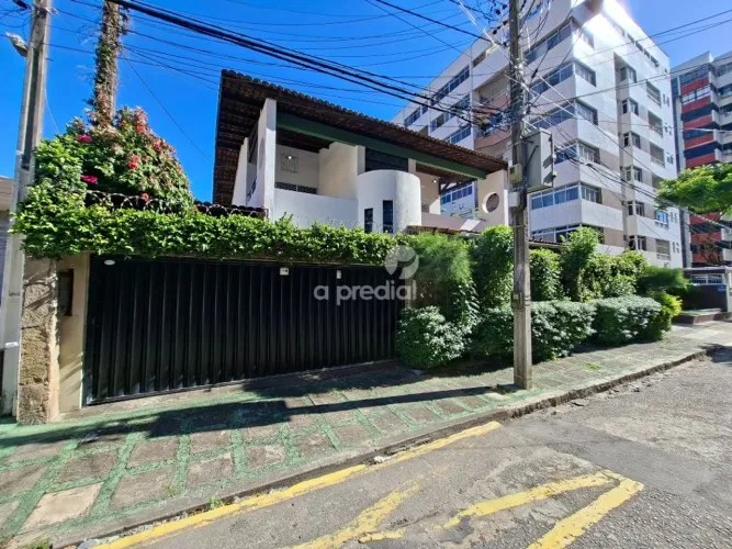 Casa comercial no bairro Aldeota, em Fortaleza-ce!