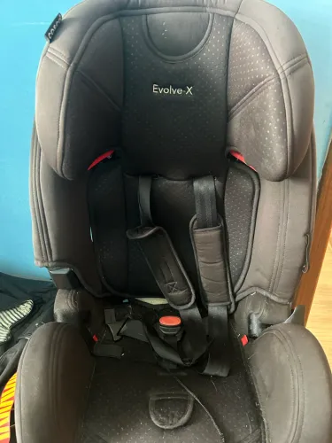 Cadeirinha de bebê usada