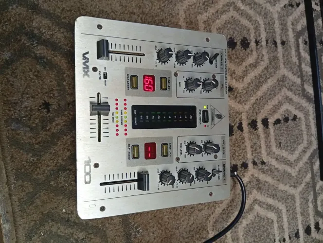 Mixer para DJ 