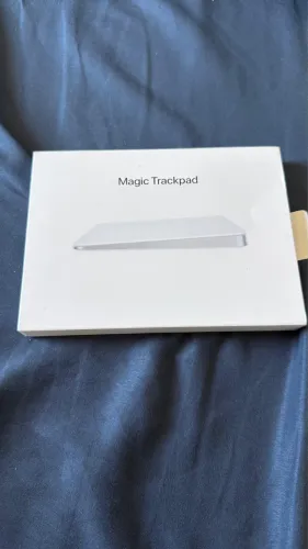 Apple Magic Trackpad + Magic Keyboard USB-C Branco