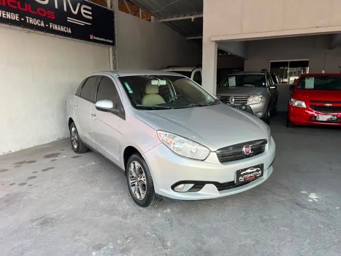 Fiat Grand Siena Attrac. 1.4 EVO F.flex 8V 2013