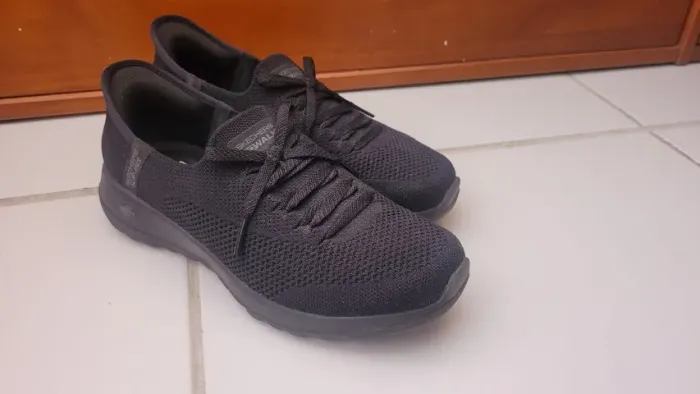 Tenis Skechers Slipins 36