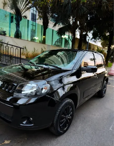 Fiat Uno Vivace Celeb. 1.0 EVO F.flex 8V 5P 2012