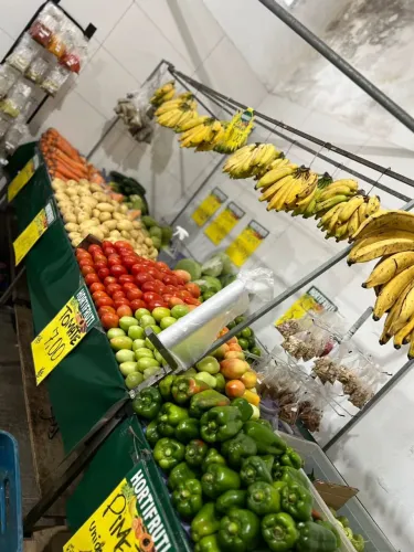 Balcão de Frutas De Metal