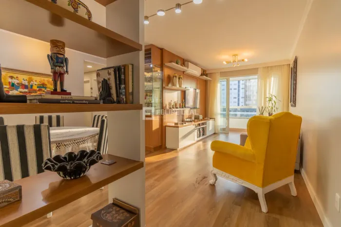 Apartamento em Campinas - São José, SC