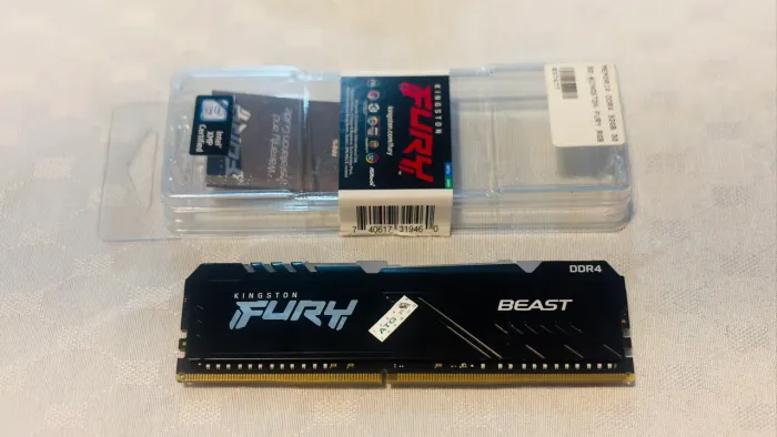 DDR4 1x32gb RGB Memoria ram HyperX