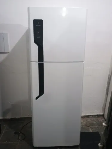 Geladeira Electrolux Inverter Novíssima