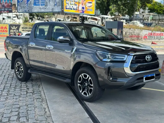 Toyota Hilux CD SRX 4X4 2.8 TDI 16V Diesel Aut. 2021