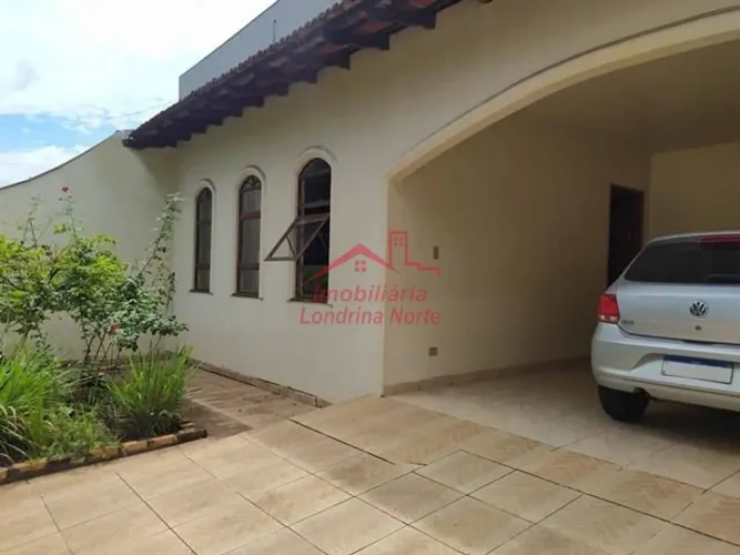 Casa com 3 dormitórios à venda, 160 m² por R$ 798.000 - Jardim Londrilar - Londrina/PR