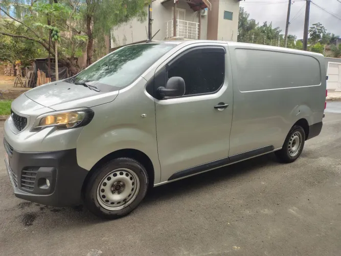 Peugeot Expert Business Pack 1.6 Turbo Diesel 2022