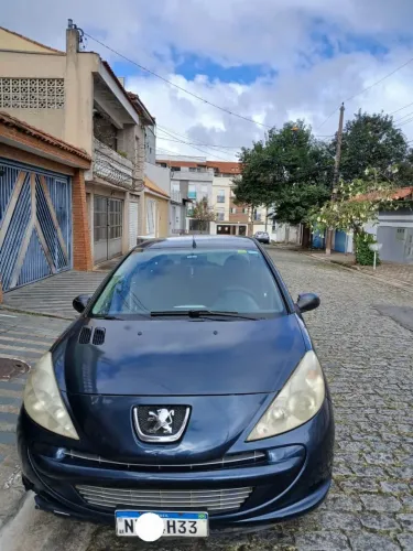 Peugeot 207 XR 1.4 Flex 8V 5P 2012