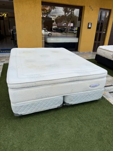 Cama de casal Queen MAXflex LATEX