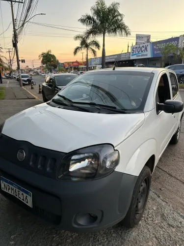 Fiat Uno Vivace/rua 1.0 EVO Fire Flex 8V 5P 2011