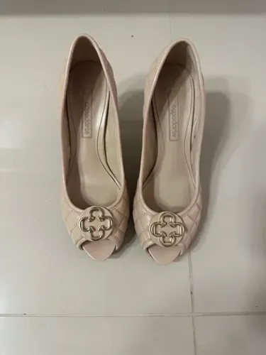 Peep Toe Capodarte couro Metalassê 