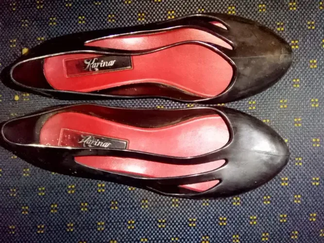 3 PARES N°36. SAPATOS FEMININOS. LER DESCRIÇÃO...