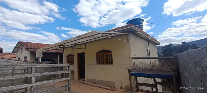 Casa Bairro de Areias - Itapeva - MG 