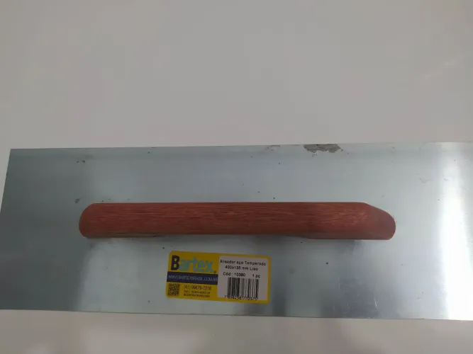 Desempenadeira de aço 40 cm bartex