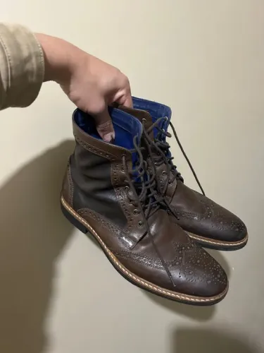 Vendo bota em couro legítimo