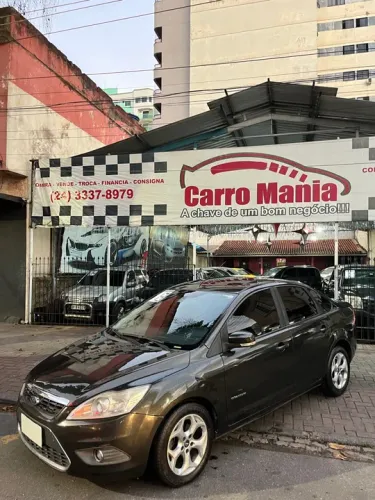 Focus Sedan Titanium 2013