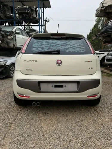 Tampa Traseira Fiat Punto 2013 - Rs Auto Peças