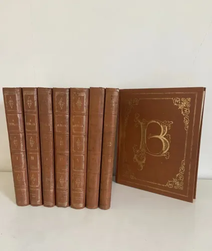 Coleção de Livros Antigos - Bíblia completa Antigo e Novo Testamento 