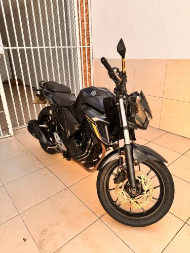 Yamaha FZ25 - Fazer 250 Ano 2024