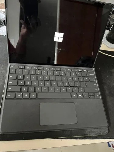 Microsoft Surface Pro 11 64 de RAM 1tb ssd Snapdragon XElite