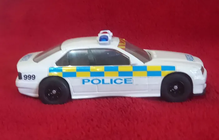 BMW 318 i - autorama