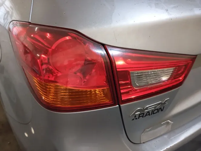 Lanterna traseira Mitsubishi ASX 2013!!