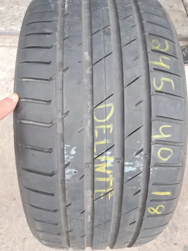 Pneu 245 40 18 Delinte Bmw high performance