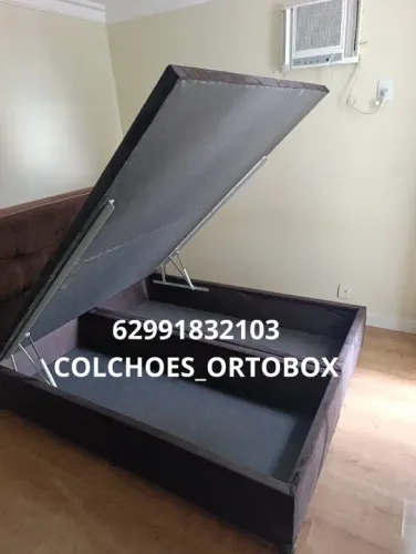 Box Baú Queen size com estrutura reforçada 