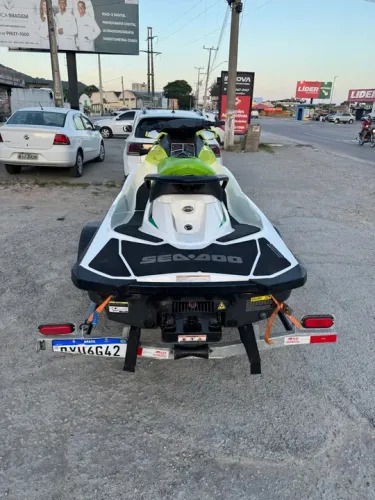 Jet Ski Sea Doo 130 - Impecável