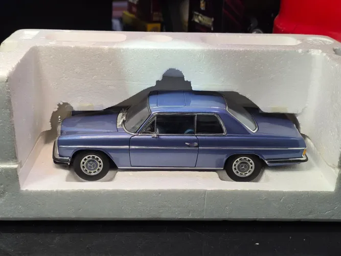 Miniatura 1:18 autoart mercedes 280c coupe rara