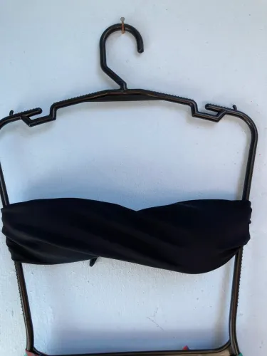 Parte de Cima Biquíni Preto Tomara que Caia, Tam P (Novo)