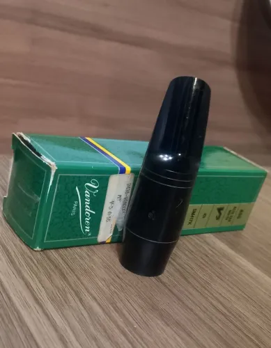 Boquilha para Sax Alto Vandoren Paris V5 A55