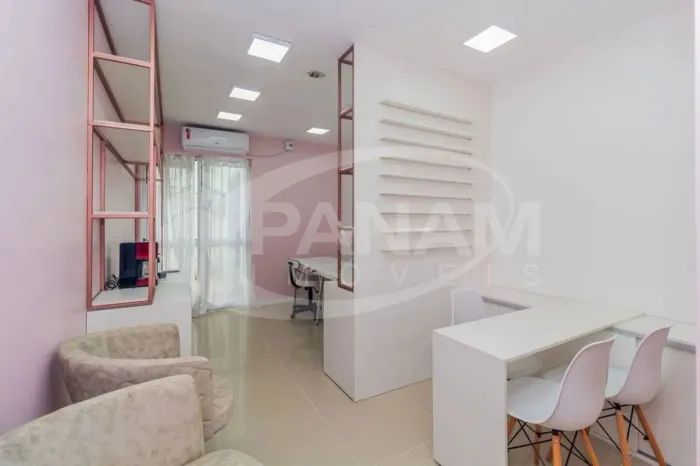 Sala comercial mobiliada, split, cafeteira, frigobar, opção ideal para estética e