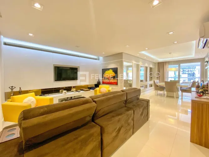 Apartamento em Campinas - São José, SC