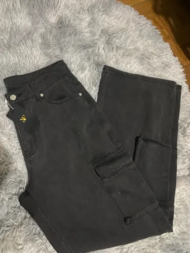 Calça cargo preta nova