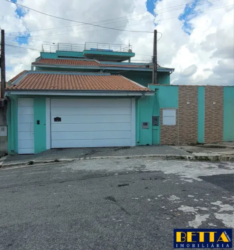 Casa com Piscina